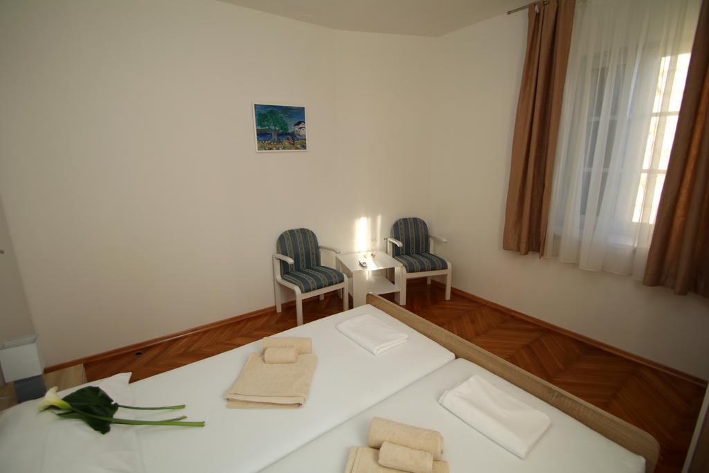 Apartment Adriatic Gem สปลิท ภายนอก รูปภาพ